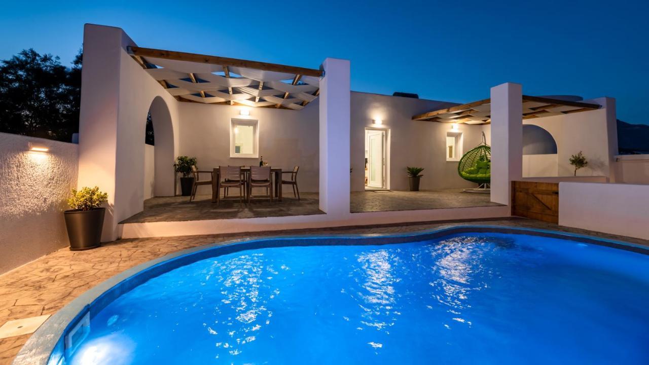 Echedra Villa Vlychada